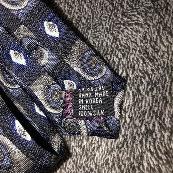 Louis Roth 100% silk shell tie - Picture 3 of 4